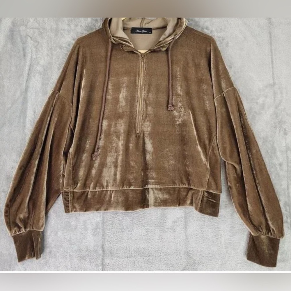 Anna Grace Velvet Women’s Zip-Up Jacket